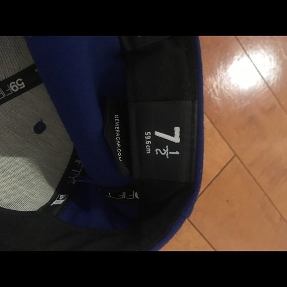 Fitted Cubs Hat - Picture 4 of 4